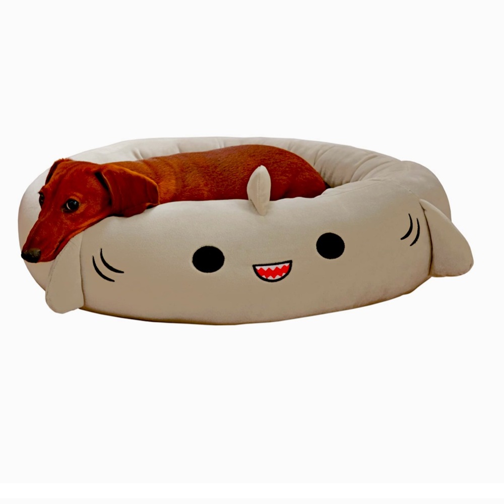 SQUISHMALLOW Small Pet Bed Gordon the Shark NWOT